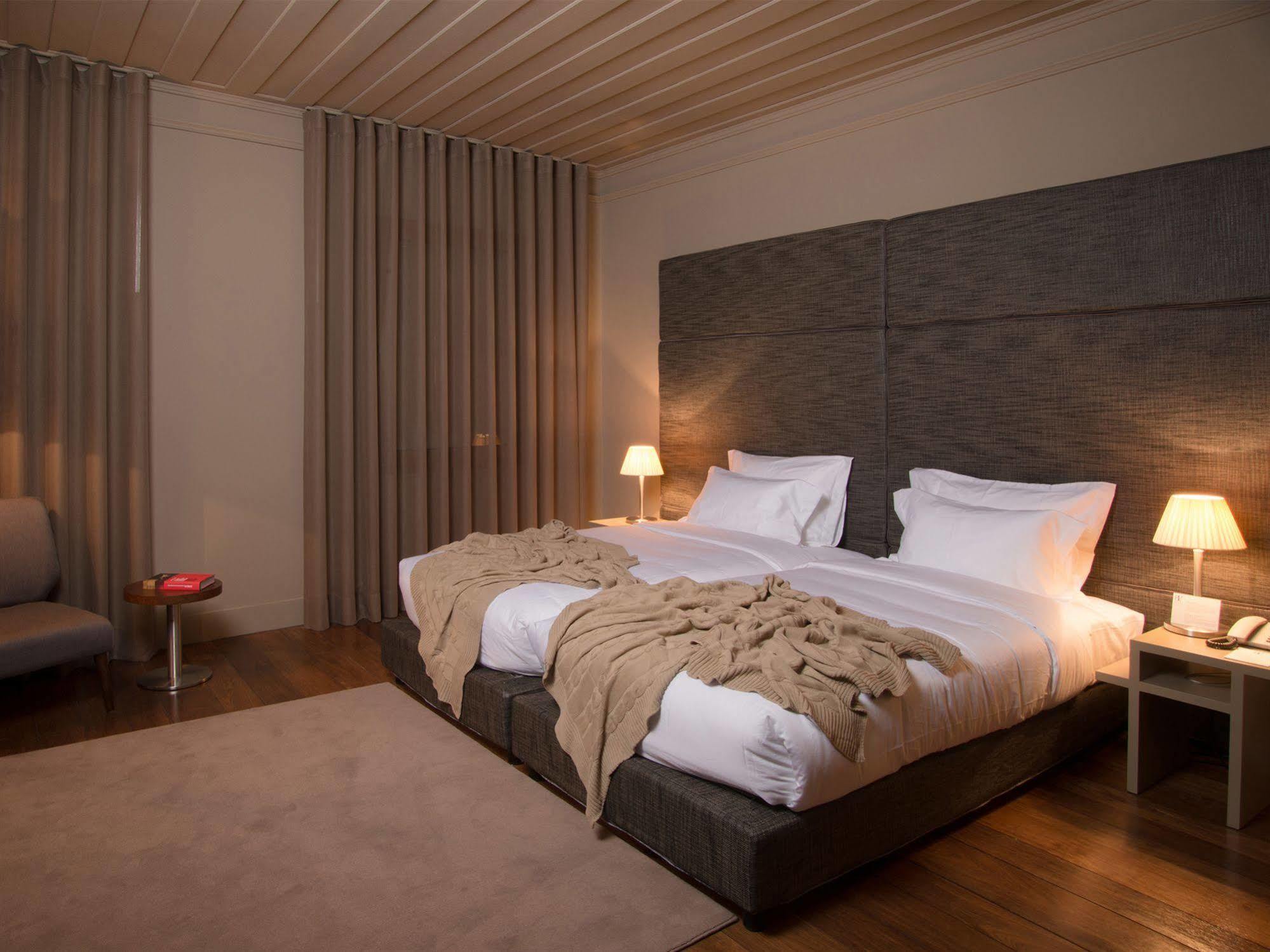 Hotel Da Oliveira Guimarães Extérieur photo