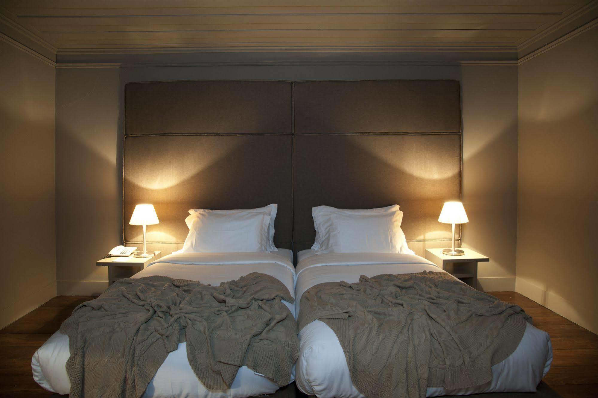 Hotel Da Oliveira Guimarães Extérieur photo